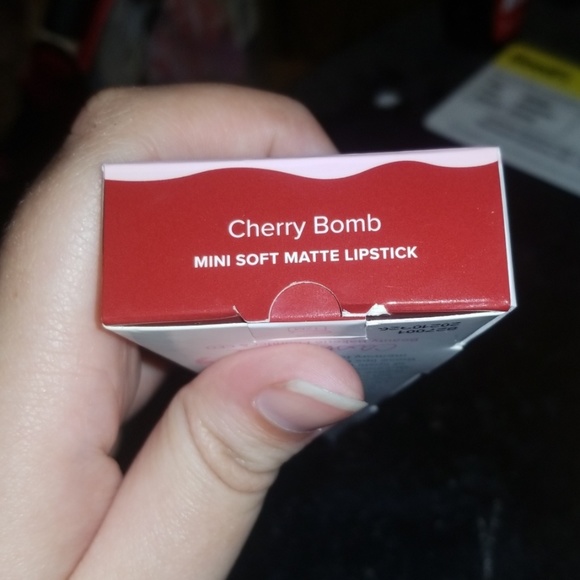 Beauty Bakerie Cakepop Lippie - OFFERS ACCEPTED! - Picture 2 of 7